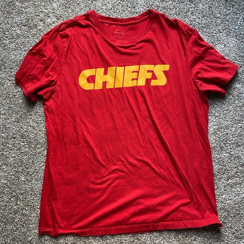 Large Nike Chiefs T-Shirt